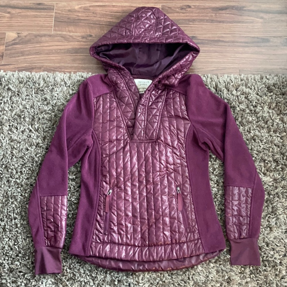 Women's Quilted Puffer Jacket - Plum